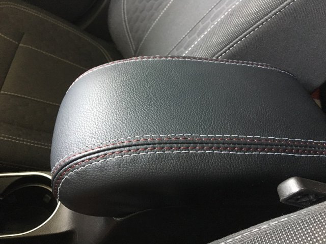 Redline Armrest.JPG