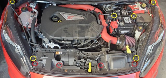 engine bay before.jpg