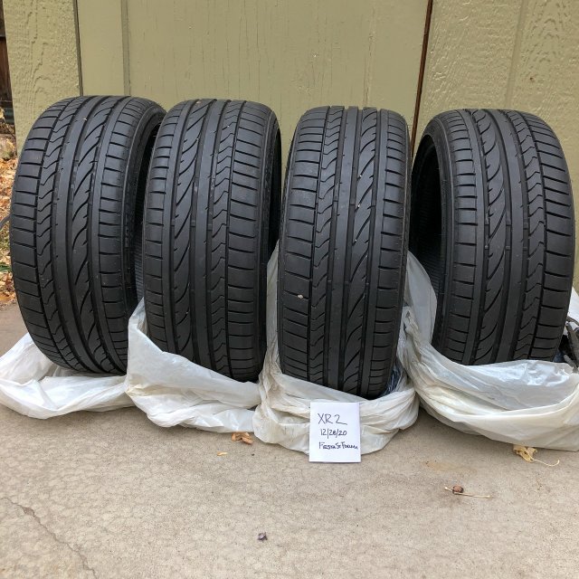 2015_FiestaST_Tires_2Front.jpg