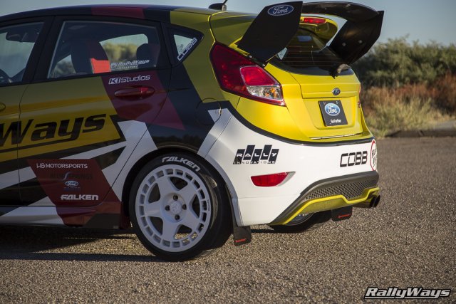 ford_fiesta_st_mud_flaps.jpg