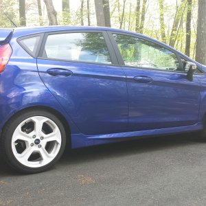 whitehwheelsst.jpg